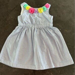 Little girls Gap dress.  Size 2 years. Previously worn but in good condition.